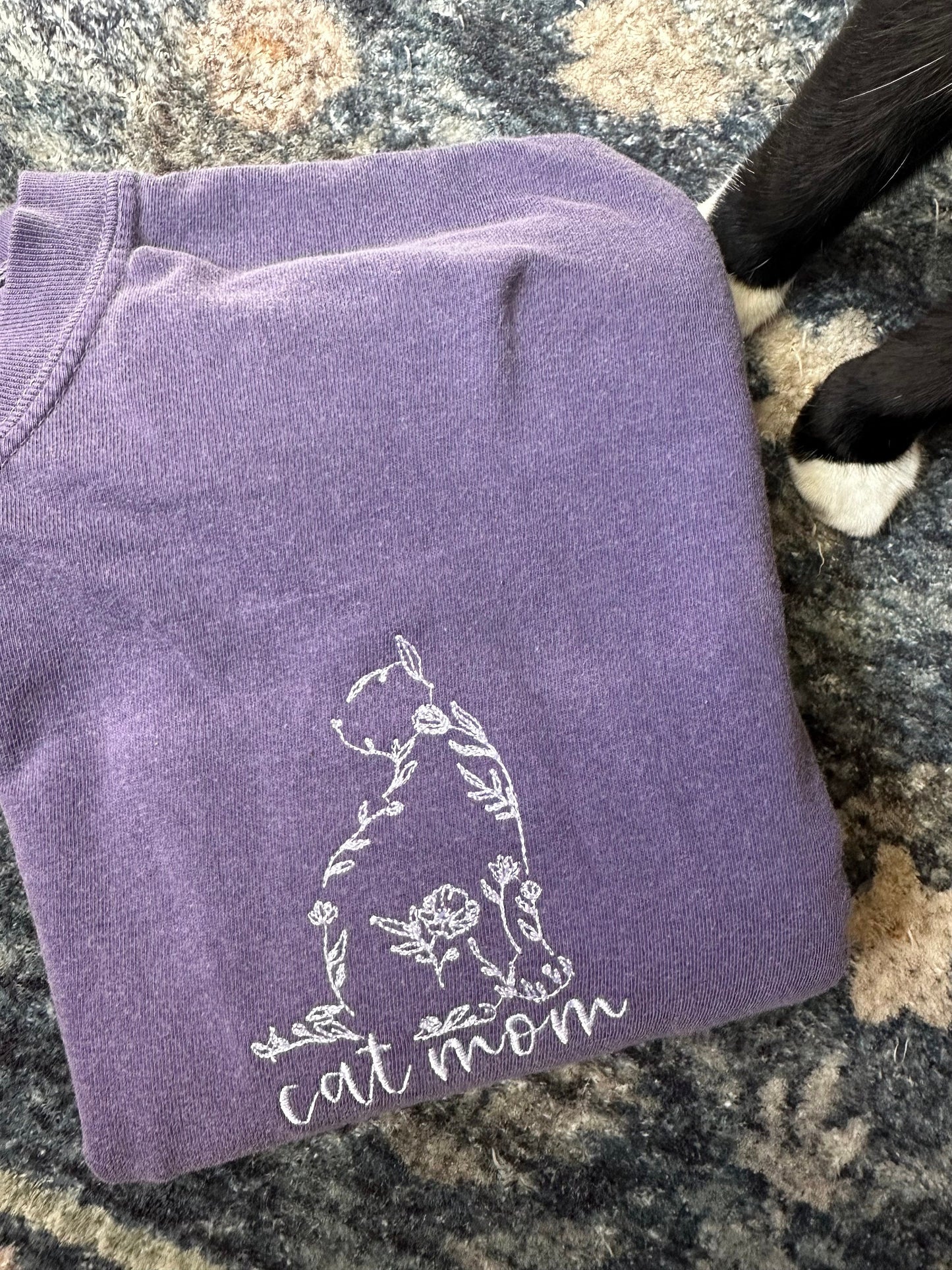 Embroidered CAT MOM Short Sleeve Shirt - Floral cat Mama Shirt - cat comfort color shirt - Mom gift - custom cat shirt - cat mom tee