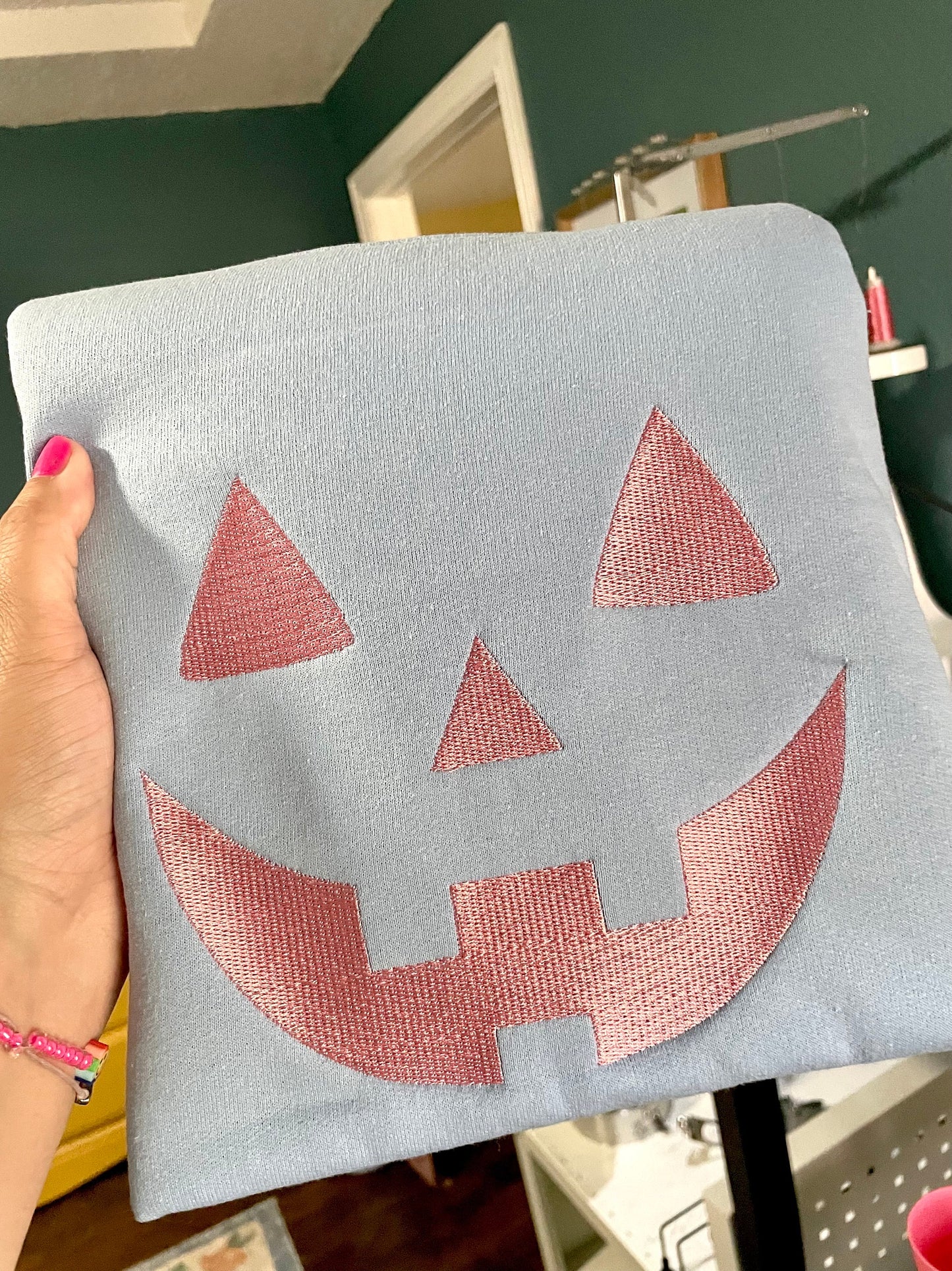Embroidered halloween Sweatshirt - pumpking face sweatshirt - pumpkin sweatshirt - cute Halloween sweatshirt - pastel pumpkin