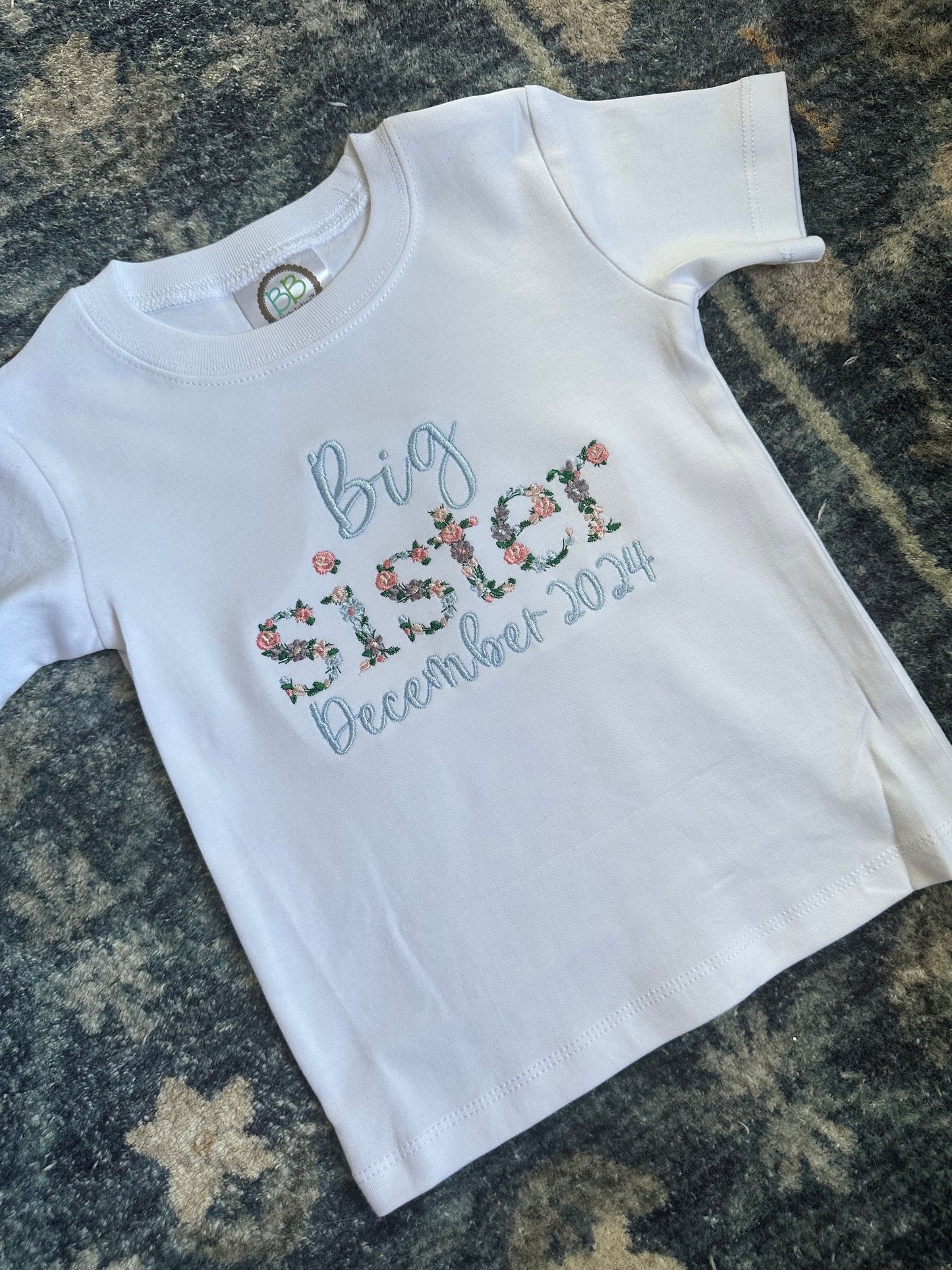 Big Sister Floral Embroidered Shirt - Sibling Pregnancy Announcement with month and year - Floral Big Sis Shirt - Floral Big Sister Shirt -