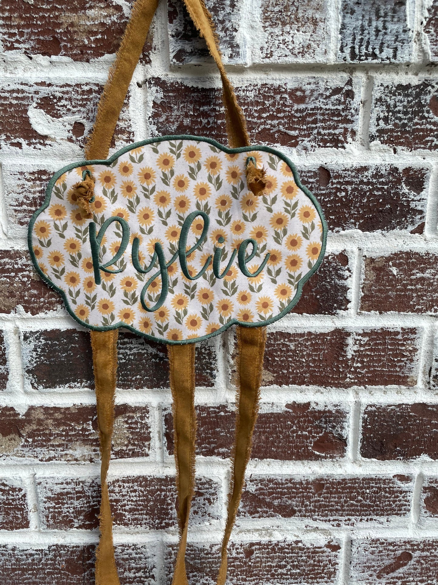 Embroidered Bow Holder - Bow Organizer - Nursery Organization - Bow Organizer with Name - Personalized Bow Organizer