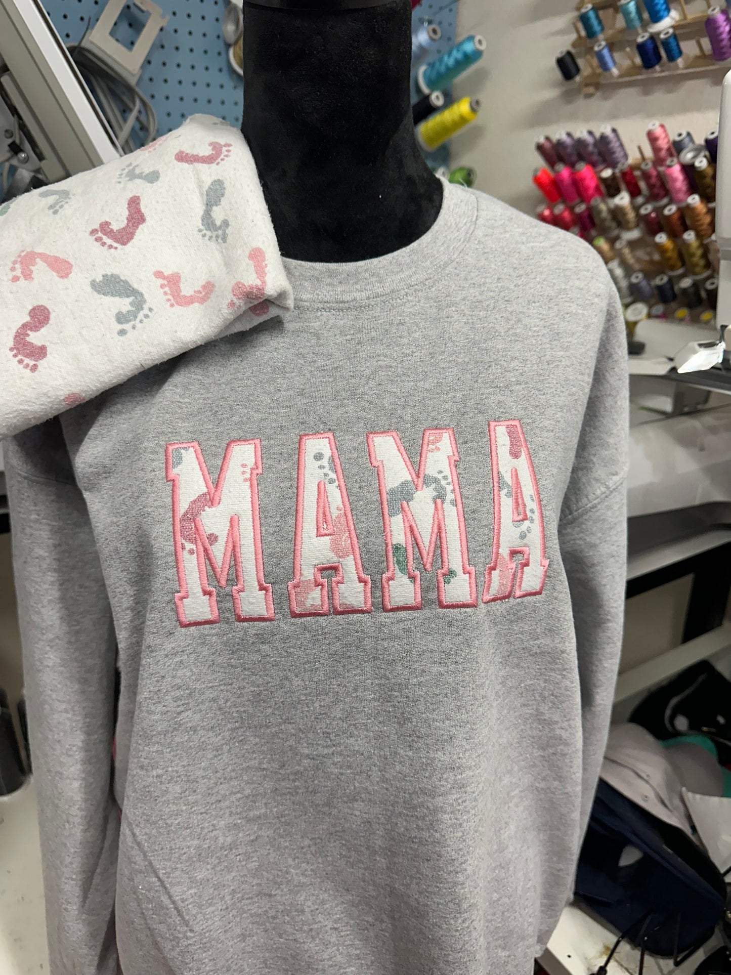 Mama embroidered baby outfit keepsake applique sweatshirt, gift for mom, personalized mama shirt, mama keepsake sweatshirt with baby clothes