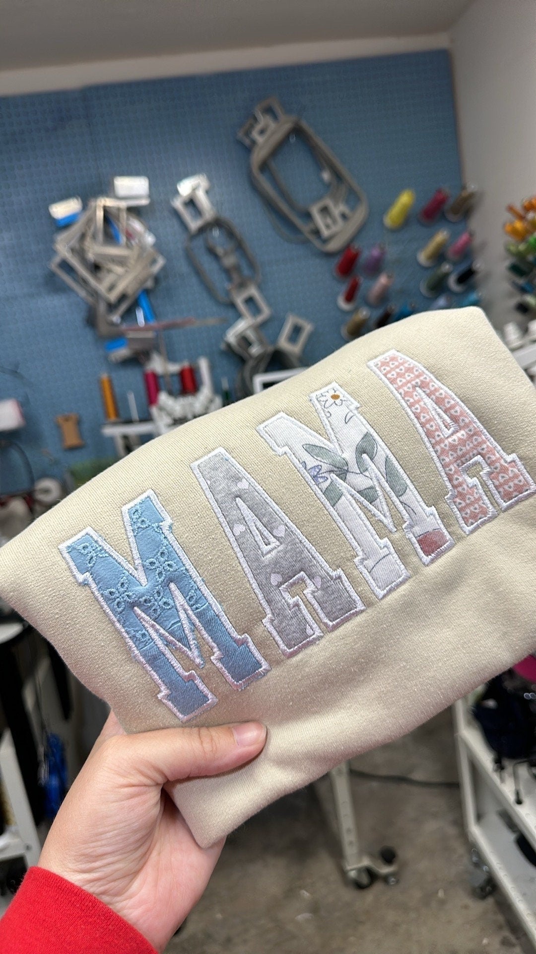 Mama embroidered baby outfit keepsake applique sweatshirt, gift for mom, personalized mama shirt, mama keepsake sweatshirt with baby clothes